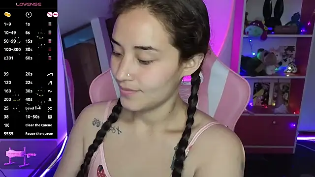 Snapshot of redbarbiedollx chatting on 7, 10, 2025 redbarbiedollx online show from 7, 10, 2025