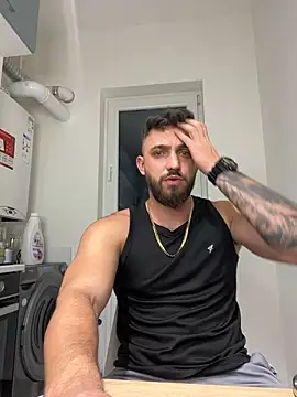 LoveIsBlind  online show from 15, 12, 2024