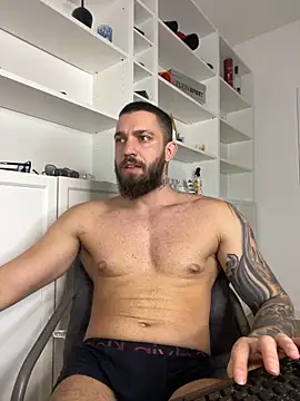 LoveIsBlind  online show from 3, 10, 2025