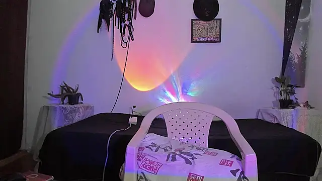MIAUTENA online show from 14, 5, 2026
