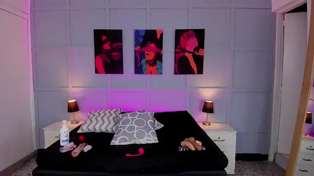 Elizabeth Santos online show from 28, 2, 2025