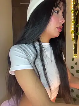 lina pink online show from 1, 2, 2026