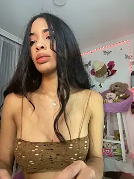 lina pink online show from 9, 12, 2024