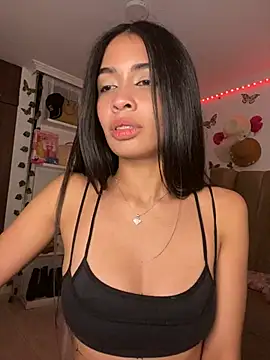 lina pink online show from 24, 1, 2025