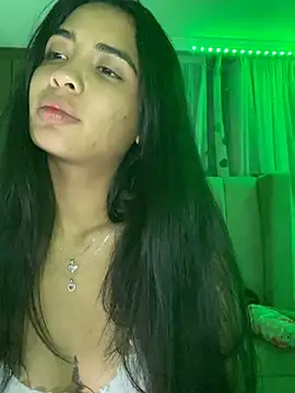 lina pink online show from 20, 3, 2025