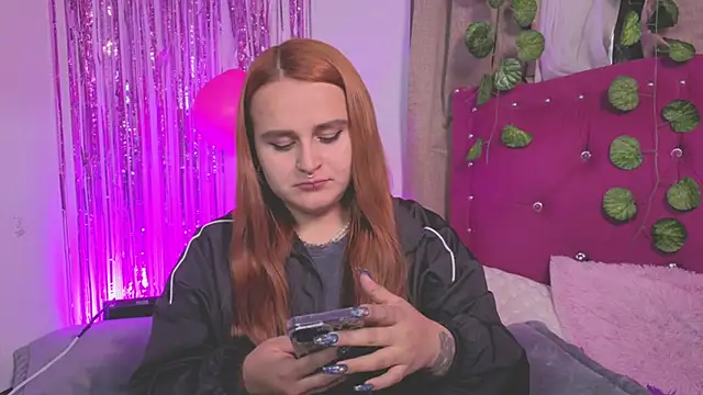 evy orange1 online show from 14, 9, 2025