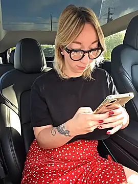 Giuliana baby online show from 26, 10, 2025