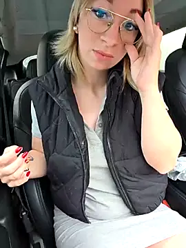 Giuliana baby online show from 30, 10, 2025