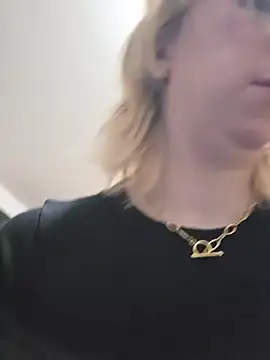 Giuliana baby online show from 18, 12, 2025