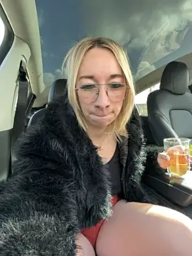 Giuliana baby online show from 28, 3, 2026