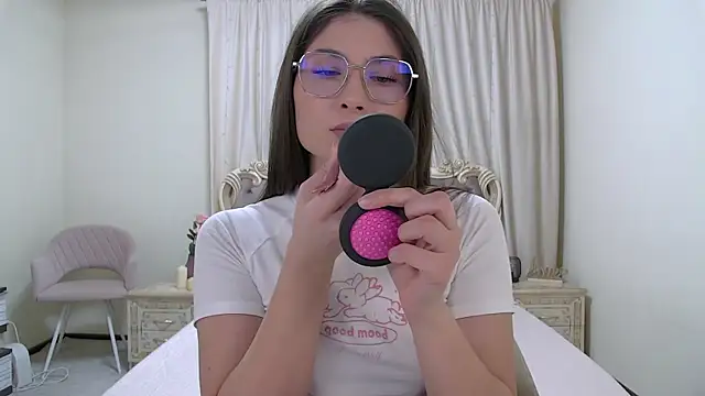 MonicaThompson online show from 27, 11, 2025