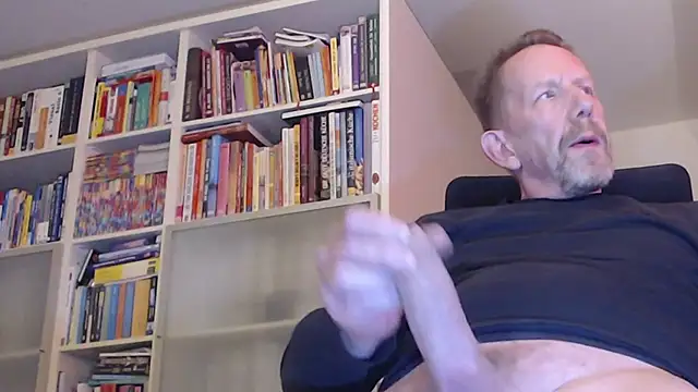 BennyK72 online show from 24, 2, 2025