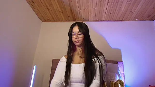 miaa saenz1 online show from 7, 10, 2025