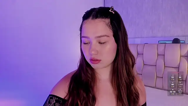Roxie-Summers11 online show from 2, 6, 2026