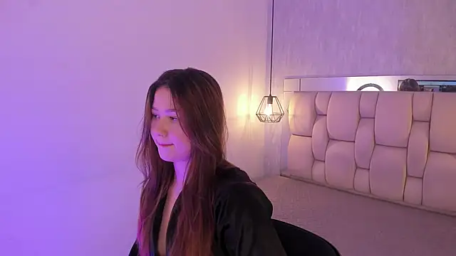 Roxie-Summers11 online show from 7, 3, 2026