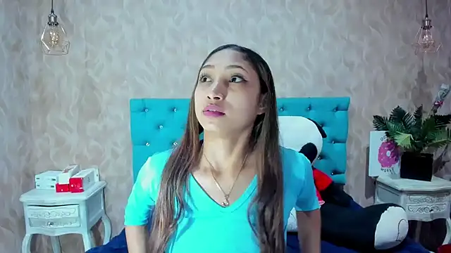 MadelineDoll online show from 28, 10, 2025