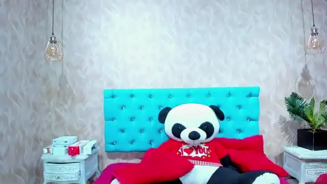 MadelineDoll online show from 29, 11, 2025