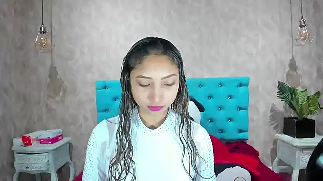 Snapshot of MadelineDoll chatting on 18, 1, 2026 MadelineDoll online show from 18, 1, 2026