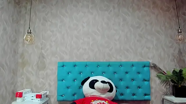 MadelineDoll online show from 11, 10, 2025