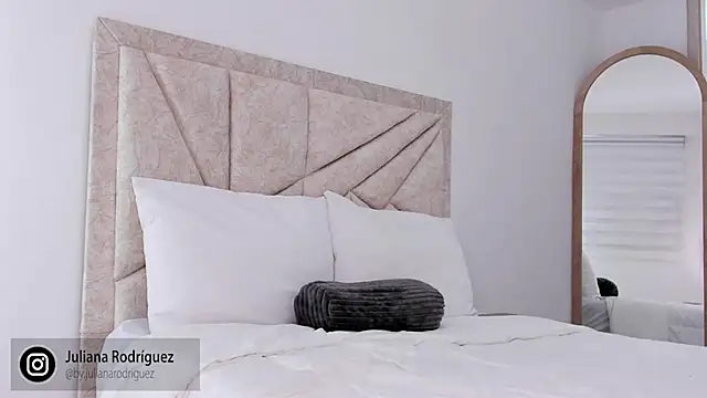 Julifoxx online show from 23, 10, 2025