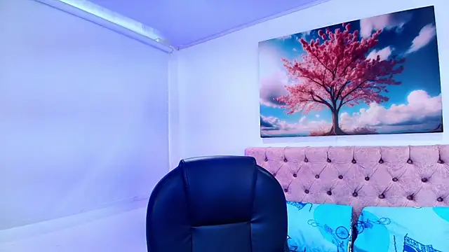 Emma monserrat online show from 13, 1, 2026