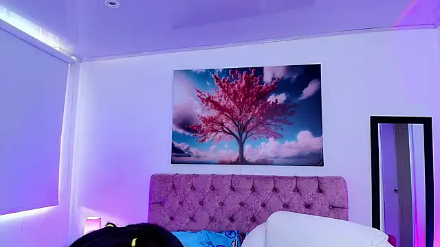 Emma monserrat online show from 26, 9, 2025