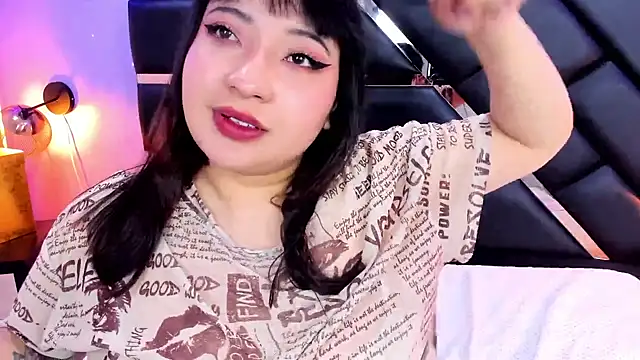 Snapshot of Emma_monserrat chatting on 14, 7, 2026 Emma monserrat online show from 14, 7, 2026