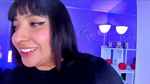 Emma monserrat online show from 21, 5, 2026