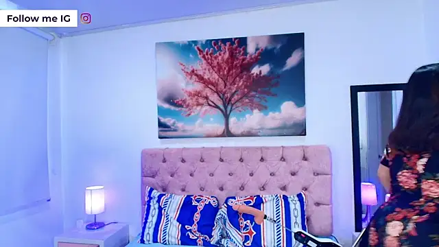 Emma monserrat online show from 16, 2, 2026