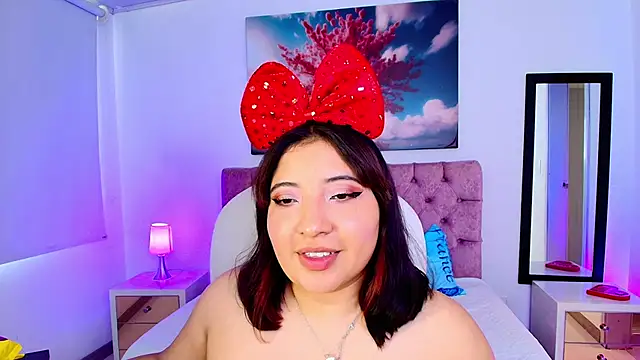 Emma monserrat online show from 6, 10, 2025