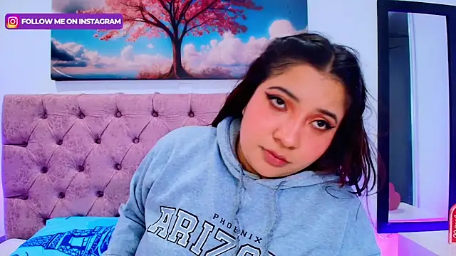 Emma monserrat online show from 9, 11, 2025