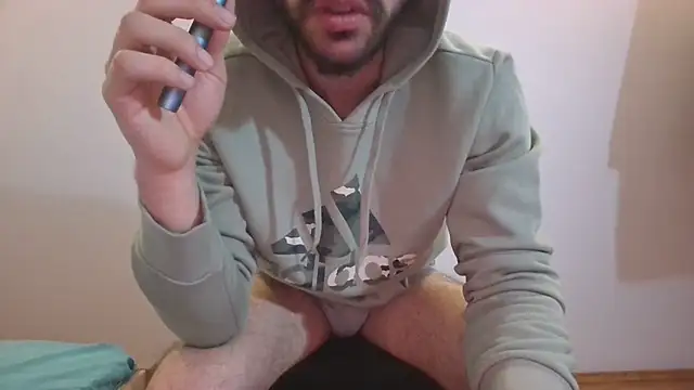 Snapshot of Turkboy_17 chatting on 16, 2, 2025 Turkboy 17 online show from 16, 2, 2025