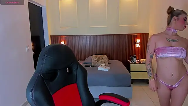 LUCYAMARS1 online show from 27, 11, 2025