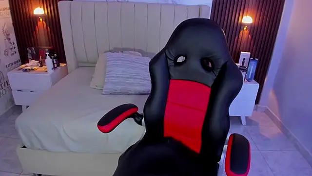 CAMILAGRAY online show from 24, 9, 2025