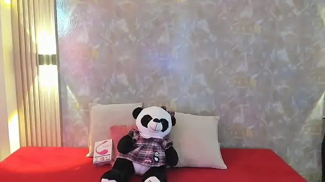 estephany queen online show from 21, 10, 2025