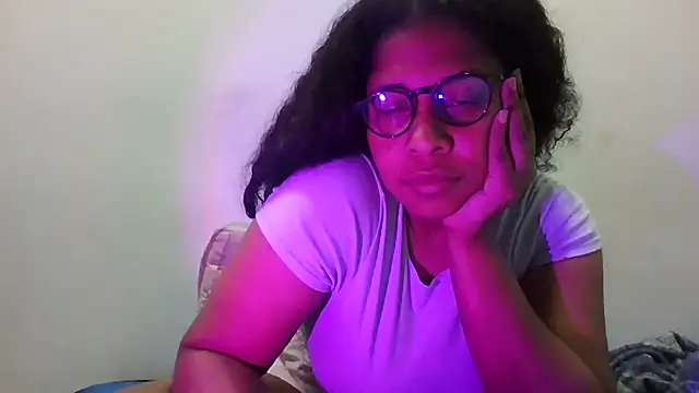 Ivon-09 online show from 15, 10, 2025