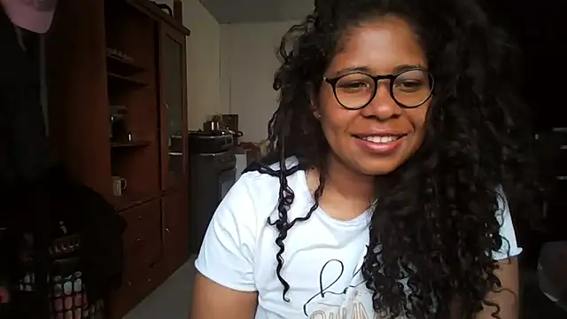 Ivon-09 online show from 14, 9, 2025