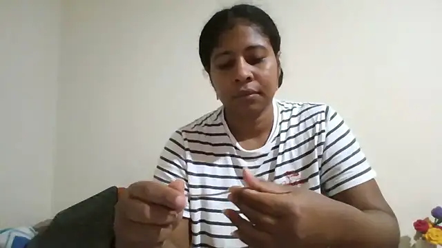 Ivon-09 online show from 2, 4, 2026