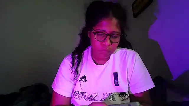 Ivon-09 online show from 29, 10, 2025