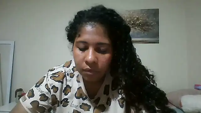 Snapshot of Ivon-09 chatting on 3, 6, 2026 Ivon-09 online show from 3, 6, 2026