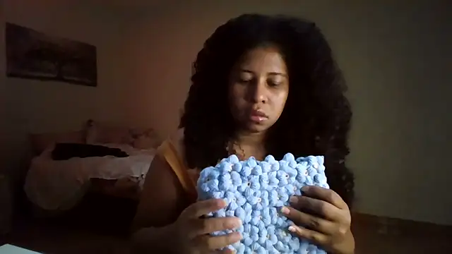 Snapshot of Ivon-09 chatting on 5, 7, 2026 Ivon-09 online show from 5, 7, 2026
