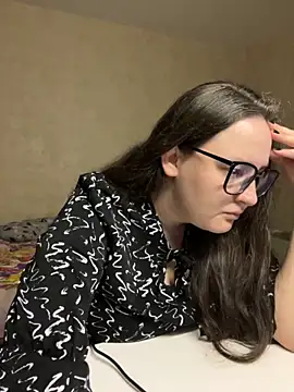 hungry1bunny online show from 10, 9, 2025