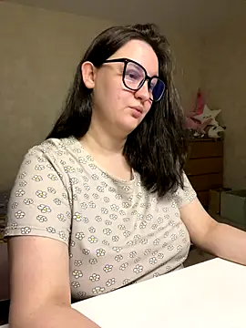 hungry1bunny online show from 8, 10, 2025