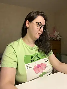 hungry1bunny online show from 28, 10, 2025