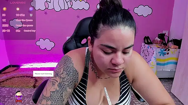 Snapshot of Sharon_hils chatting on 4, 2, 2026 Sharon hils online show from 4, 2, 2026