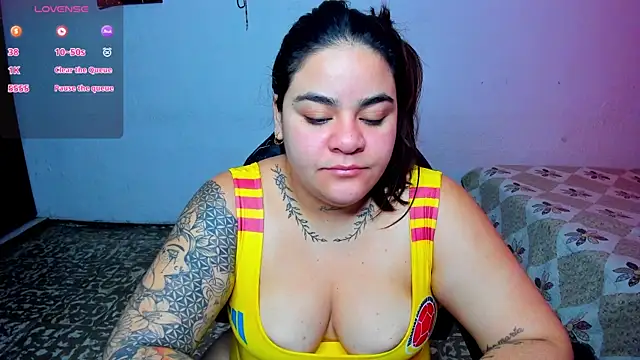 Snapshot of Sharon_hils chatting on 18, 6, 2026 Sharon hils online show from 18, 6, 2026