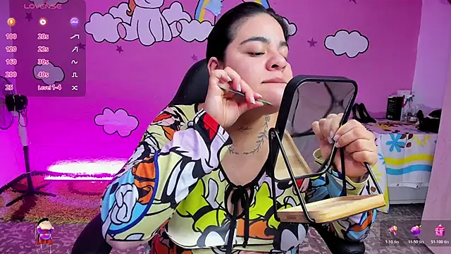 Snapshot of Sharon_hils chatting on 10, 2, 2026 Sharon hils online show from 10, 2, 2026