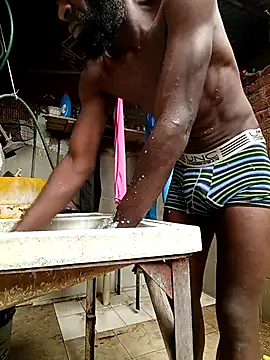 Snapshot of Yairelnegro chatting on 5, 10, 2025 Yairelnegro online show from 5, 10, 2025