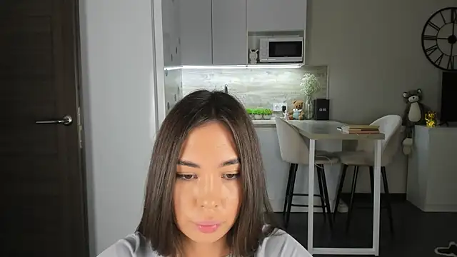 nilliluv online show from 2, 11, 2025