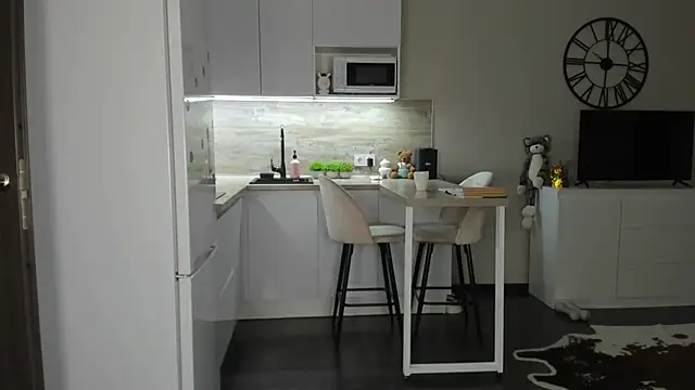 nilliluv online show from 8, 10, 2025